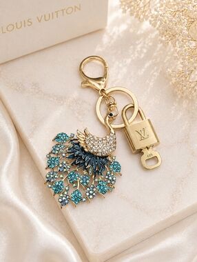 Authentic Louis Vuitton Gold Lock 🔒 Keychain Bag Unbranded Peacock Charm LV